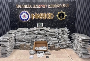 �stanbul�da uyu�turucu operasyonu