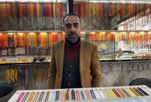 Diyarbak�r'dan d�nyaya uzanan tespih yolculu�u