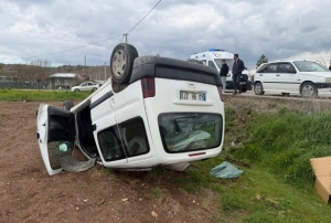 Eski�ehir'de savrulan ara� takla att�