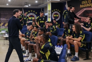 Tedesco, futbolcularla vedala�t�
