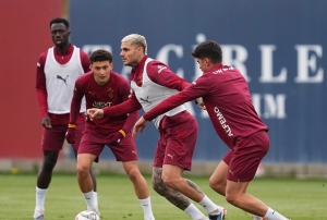 Galatasaray haz�rl�klara ba�lad�