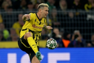 Süle, 30 yaşında futbolu bıraktı