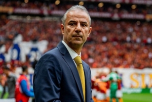 Fenerbah�e, �smail Kartal ile anla�t