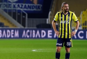 Caner Erkin, futbol kariyerini nokta