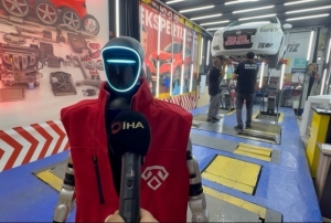 Oto ekspertiz firmas�n�n zam isteyen robotu