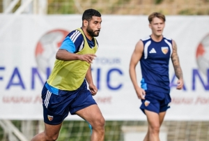 Kayserispor�da Cardoso, Onugkha ve Bennaser kadro d���