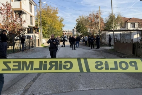 Amca ocuklarnn kavgasnda kan akt: 5 yaral