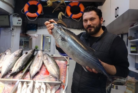 Torik tezgahlara ge� geldi ama y�zleri g�ld�r�d�