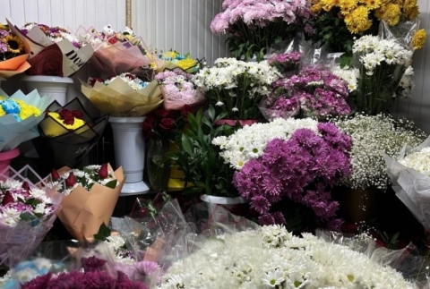 Sevgisini �i�ekle anlatanlar �i�ek tercih ediyor