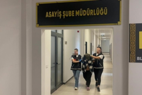 Kocas�n� �ld�ren kad�ndan t�yler �rperten savunma