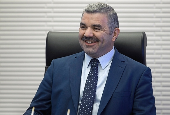 Bakan elik'ten Kayseri'ye yeni mjde