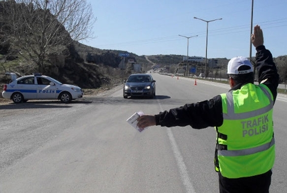 Yeni trafik ceza rehberi hazr; alkoll ara kullanan yand