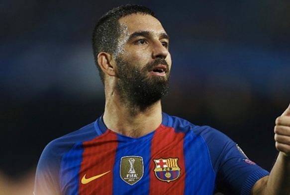 Arda Turan'dan in aklamas