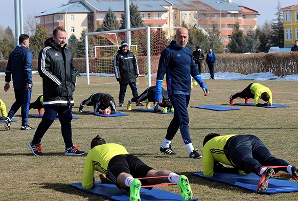 Kayserispor, Galatasaray ma hazrlklarna balad