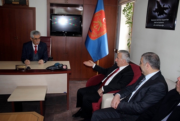 Kayseri protokolnden ehit Aileleri Derneine ziyaret