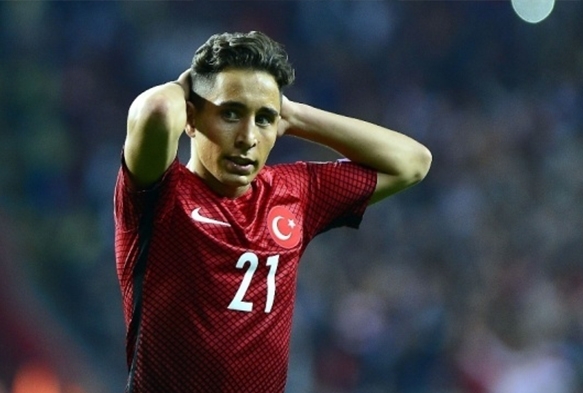 Dortmund'dan Emre Mor aklamas