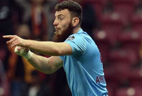 Trabzonspor'da Aykut Demir ile yollar ayrld