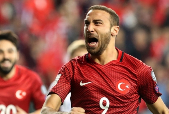 Cenk Tosun: Beklentileri karlayamadmz iin zgnz