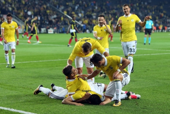 Fenerbahe, 3 Puan 3 Golle Ald