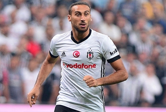 Cenk Tosun transferinde imzalar bu hafta atlyor