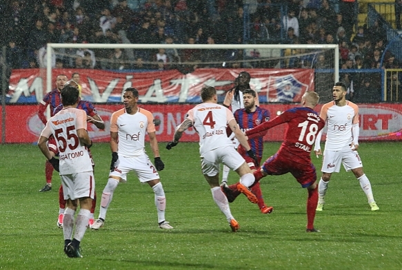 K. Karabkspor: 0 - Galatasaray: 7