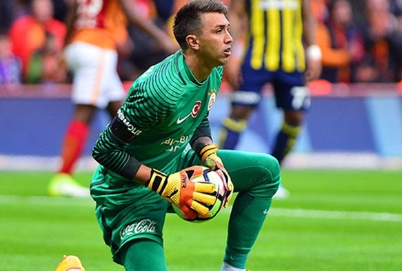 Muslera: 'Tek amacmz maysta ampiyonluk'