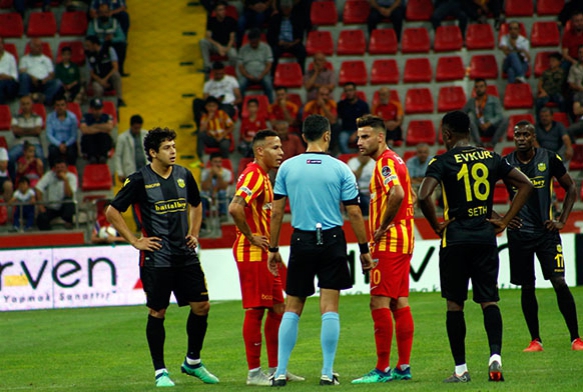 Kayserispor: 0 - Evkur Yeni Malatyaspor: 0