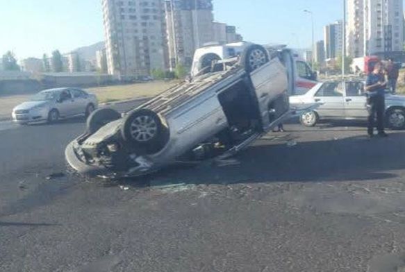 Trafik kazasnda 9 kii yaraland