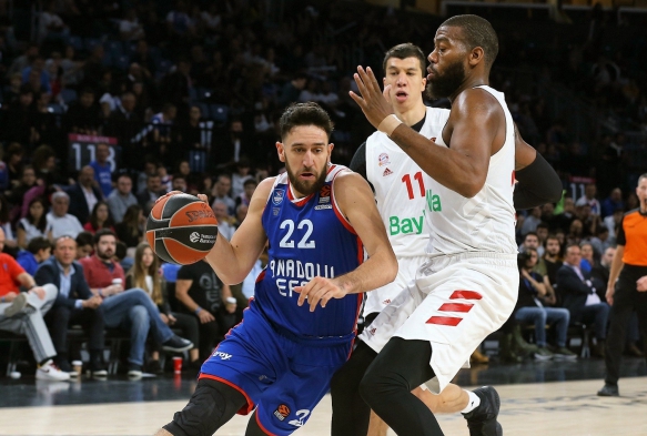 THY Euroleague'de yeni lider Anadolu Efes