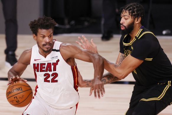 NBA finalinde Miami devam dedi