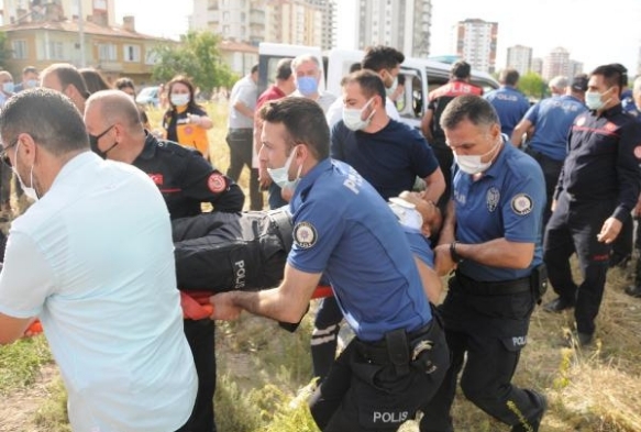 Polis arac ile otomobil arpt: 2'si polis 5 yaral