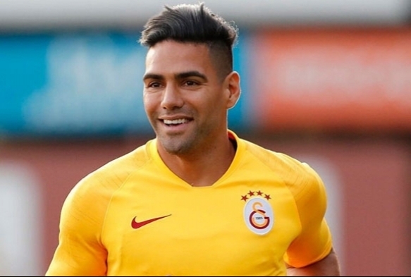 Falcao ile yollar ayrld