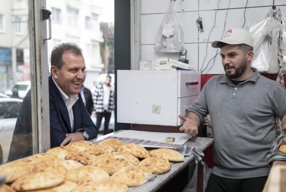 Bakan Seer esnafla bir araya geldi