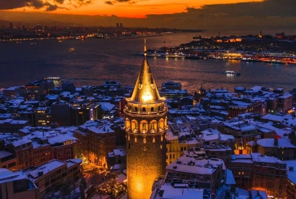 Galata Kulesi'nde k masal