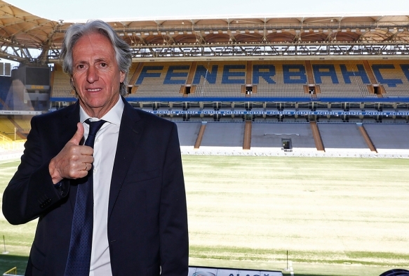 Fenerbahe, Jorge Jesus'u resmen aklad!