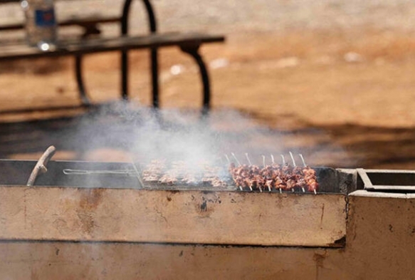 Balkonda mangal yakan komuya manevi tazminat davas alabilir