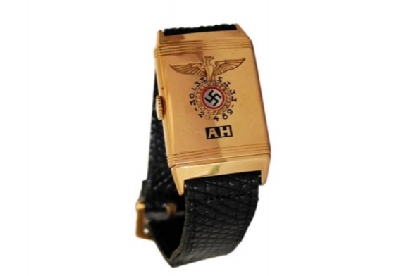 Hitler'in saati 1.1 milyon dolara satld
