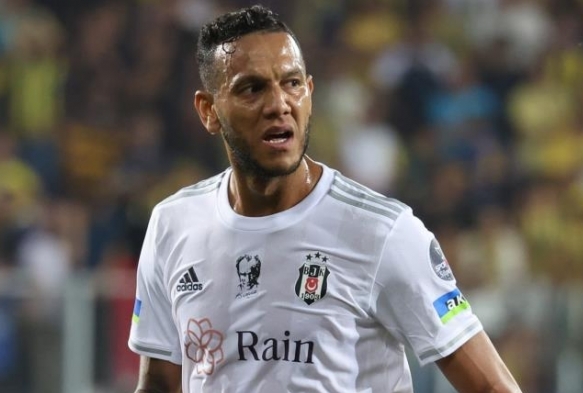 Josef de Souza'dan aklama