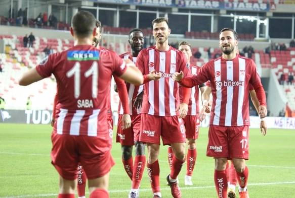 Sivasspor 3 puan istiyor