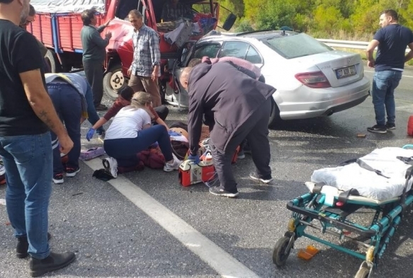 Olunun cenazesini almaya giderken kazada hayatn kaybetti