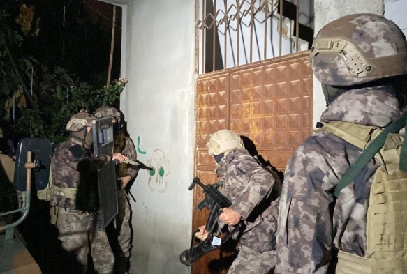 PKK/KCK operasyonu: 18 gzalt karar