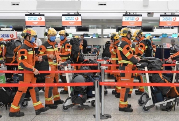 Hong Kong'dan Trkiye'ye kurtarma ekibi gnderildi