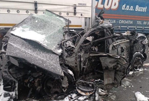 TEM'de feci kaza: 58 araç karıştı, 10 kişi yaralandı