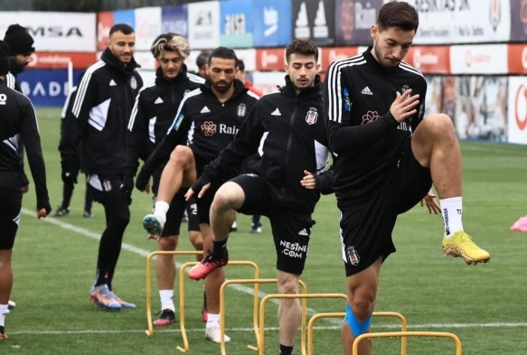 Beiktata, Fenerbahe ma hazrlklar sryor