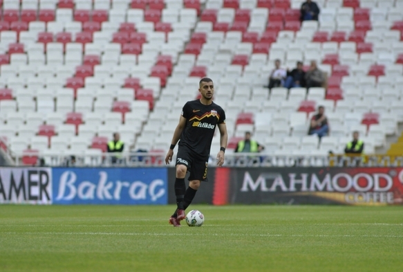 Kayserispor, Majid Hosseini ile yeniden anlat