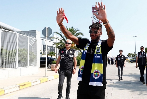 Fred, Fenerbahe iin stanbul'a geldi