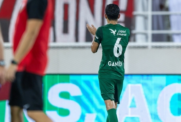 Aziz Ganiev, Sper Lig takmlarnn radarnda