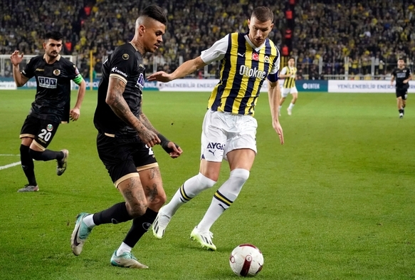 Fenerbahe, evinde 4. kez puan kaybetti