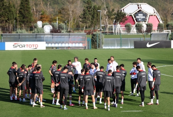 A Milli Futbol Takımı, Karadağ maı hazırl