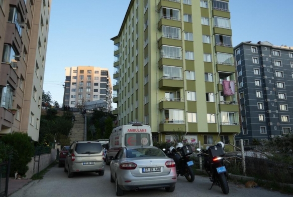 Polis memuru, tartıştığı eşini ldrd